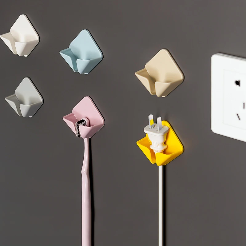 2 шт. с разъемом крючком без пуха самоклеющиеся Мощность штепсельной вилки стены