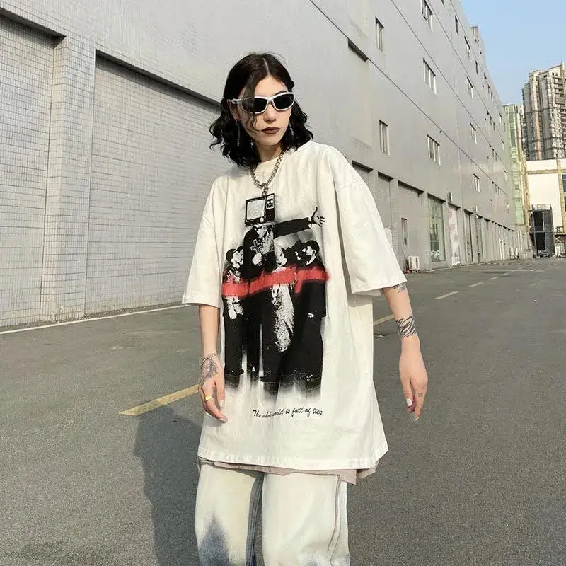

QNPQYX New Men Gothic T-shirt Oversized Ladies Clothing Streetwear Graphics Tops Female Tops Hip-hop Style Couple Casual T Shirt