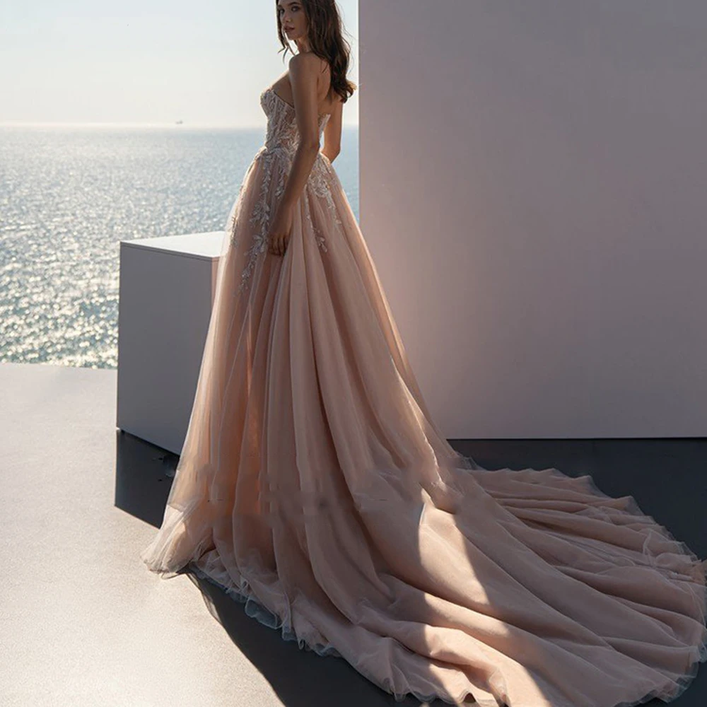 Рисунок 2 - Женское пляжное свадебное платье