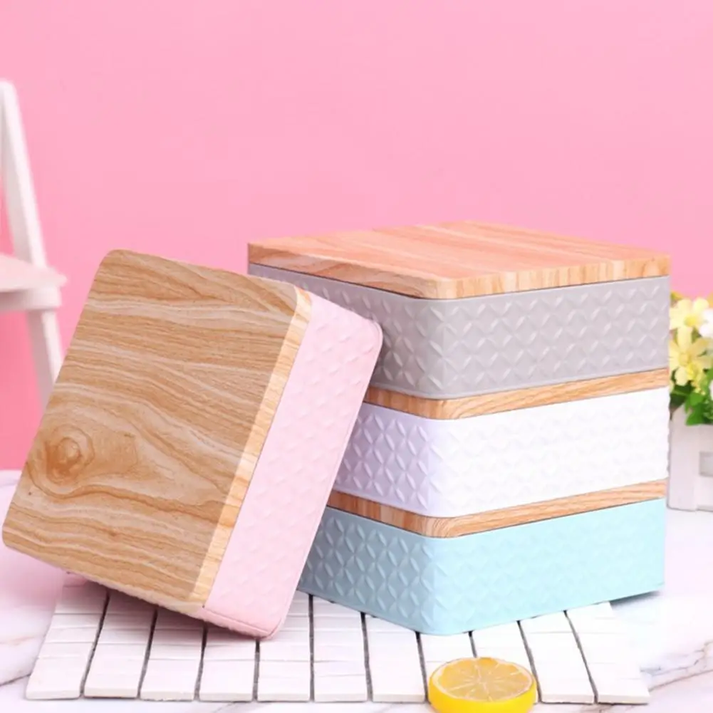 

Long Lasting No Easy to Deform Metal Square Shaped Empty Iron Box for Chocolate