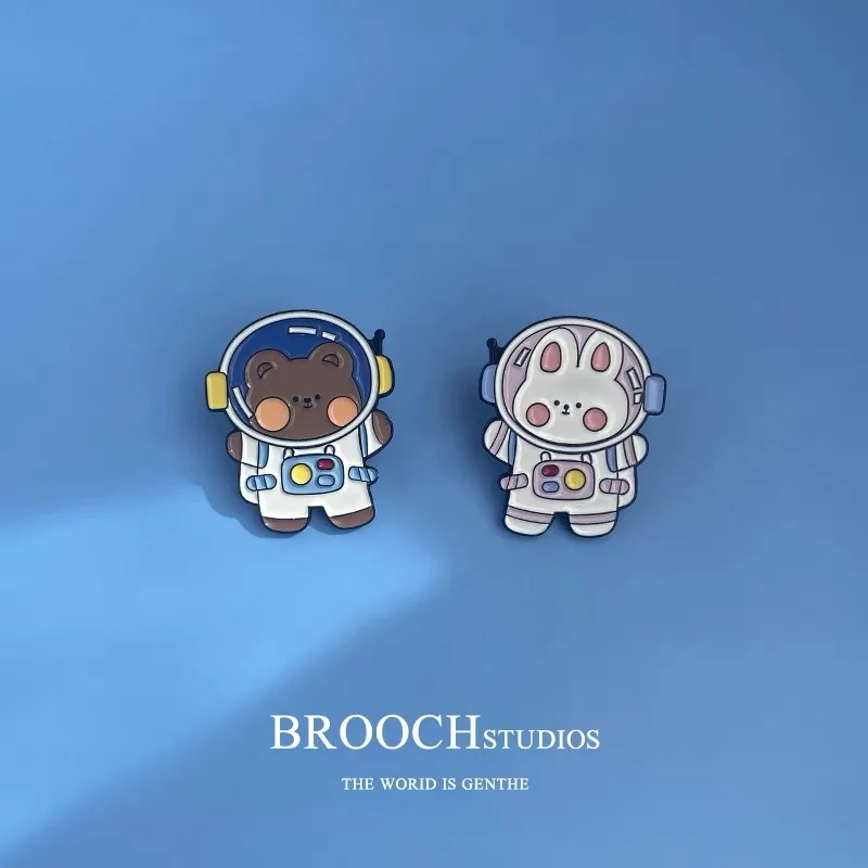 Значки на лацкан с изображением милого астронавта коричневого медведя белого