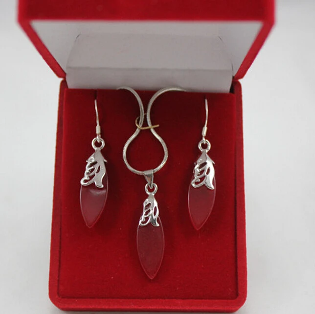 920 + 3 цвета опт женский милый красивый дизайн красный/фиолетовый/желтый кулон и