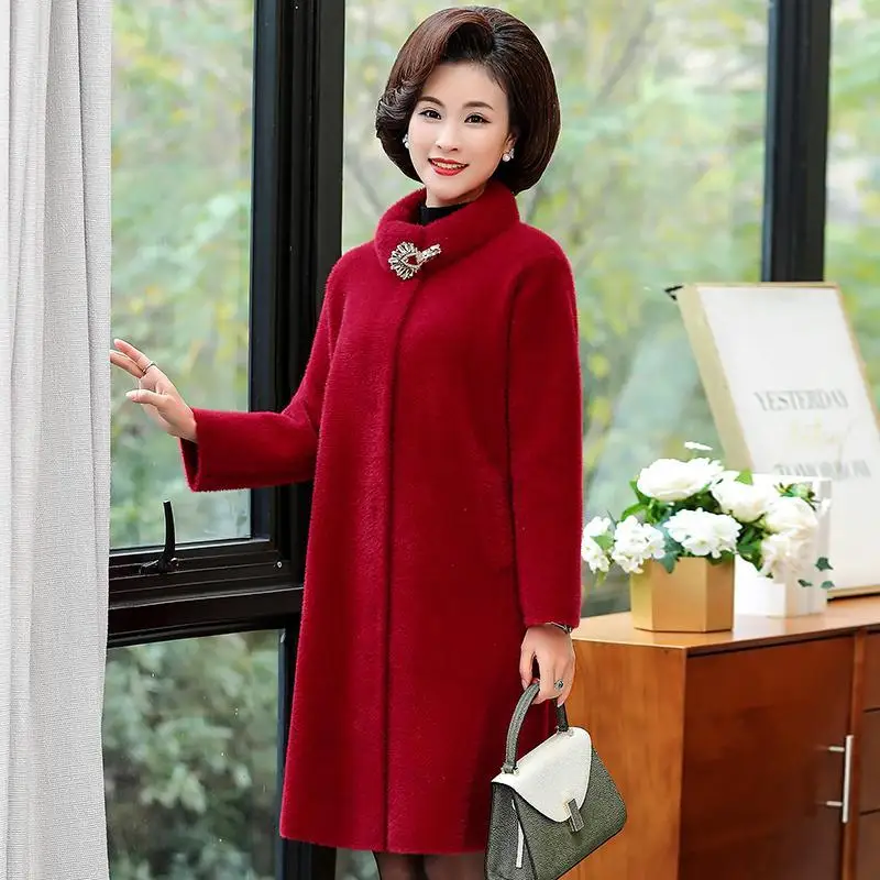 Пальто женское из искусственного меха Осень-зима 2019 для женщин среднего возраста