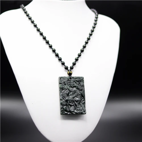 Ожерелье с подвеской из натурального черного и зеленого нефрита очаровательное