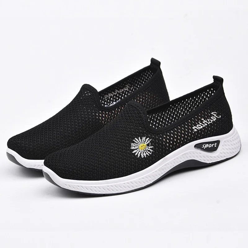 

Mesh Flying Shoes Flat Shoes Breathable Knitted Women's Shallow Mouth Casual Shoes 2021 Summer New Style