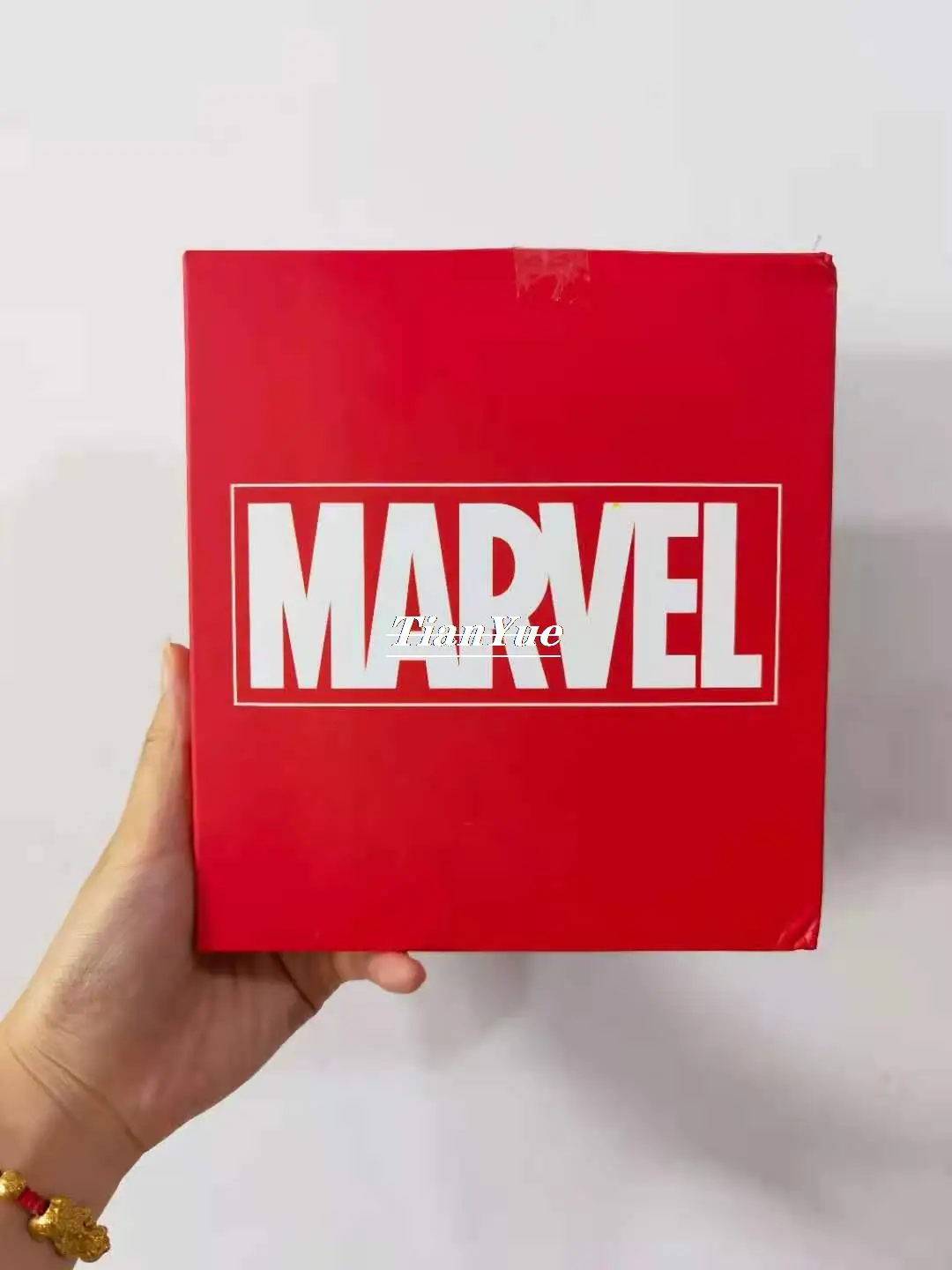 

Marvel Avengers 4 Logo Illuminated LED Base Figure toy Birthday gifts