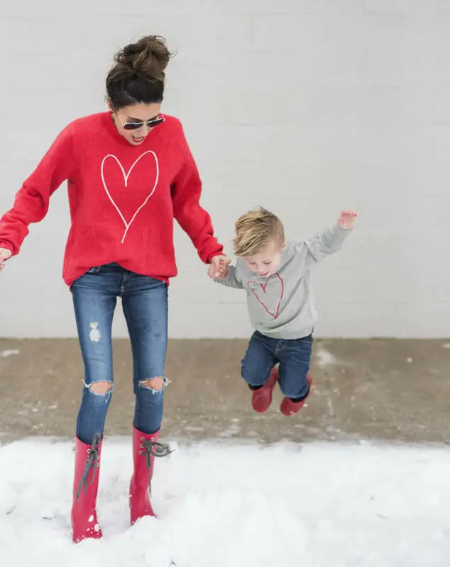 

2019 Autumn Style Family Match Clothes Long Sleeve Heart Print Mother Kids Pullover Tops Outfit Matching Sweatshirt