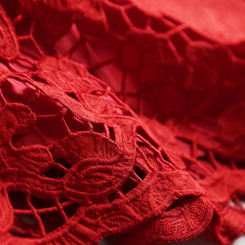 Летнее красное платье женское мини облегающее для вечеринок черное белое