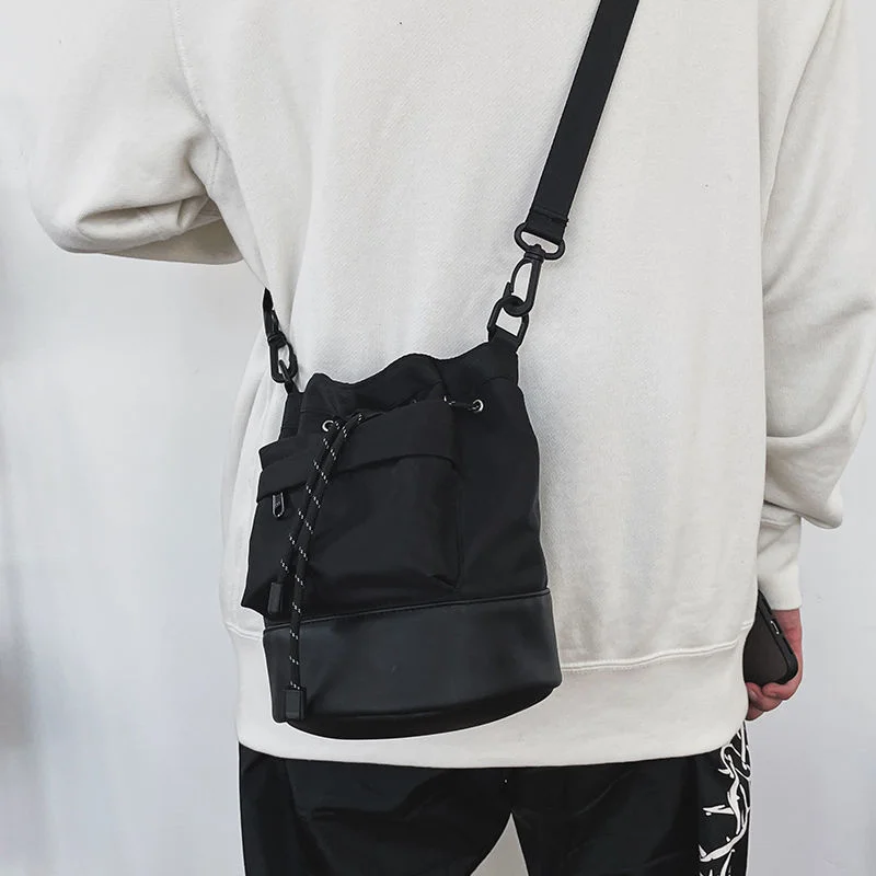 

Messenger Bag Men's Fashion Brand Mobile Phone Small Bag Leisure Men's Carry On Bag Men's Single Shoulder Bag Women's Fashion