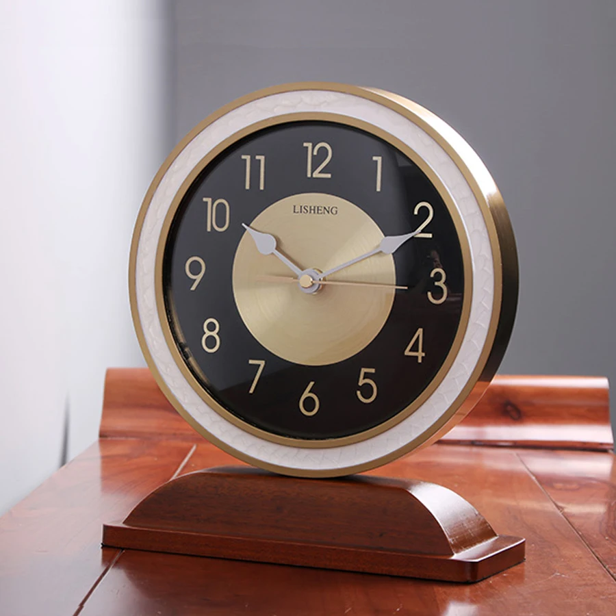 

Роскошные полимерные деревянные настольные часы, винтажные настольные часы для гостиной, офиса, спальни, бесшумные кварцевые часы, украшен...