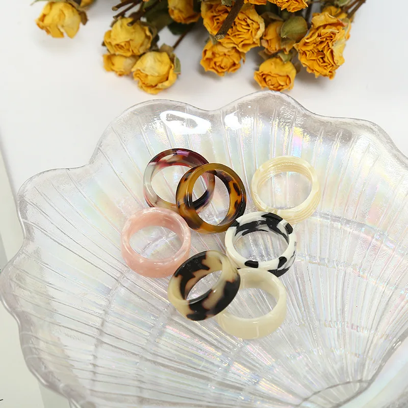 

Vintage Acetate Ring Geometric Round Rings Finger Rings Jewelry Gifts 2021 New Korea Simple Transparent Colorful Acrylic Women