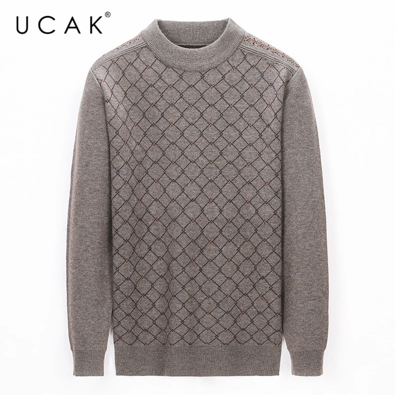 

Мужской свитер с круглым вырезом, в полоску