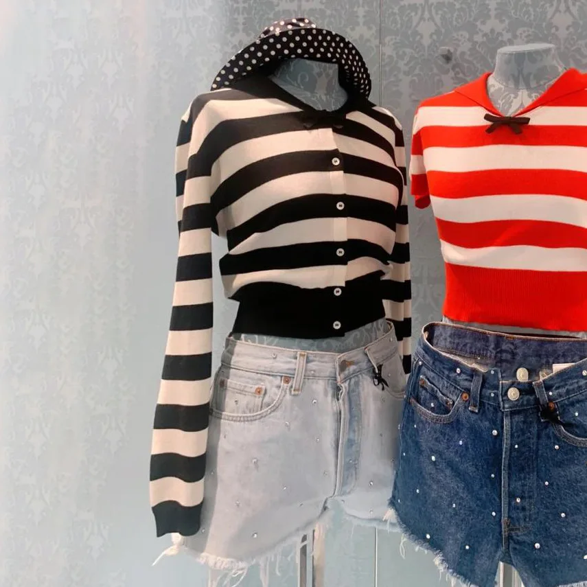 

Korean Fashion White Black Striped Sweater Mujer 2021 Spring Autumn Long Sleeve Knitted Cardigan Runway Tops Women 2021