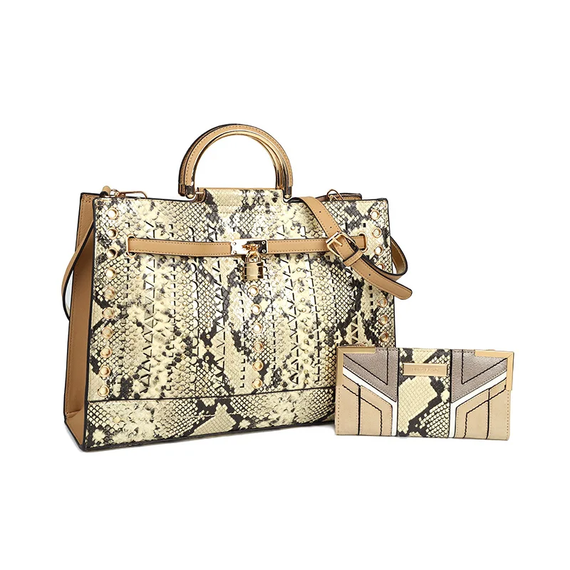 

2021 New Women's Serpentine Crocodile Stitching Pack Large Tote Bag