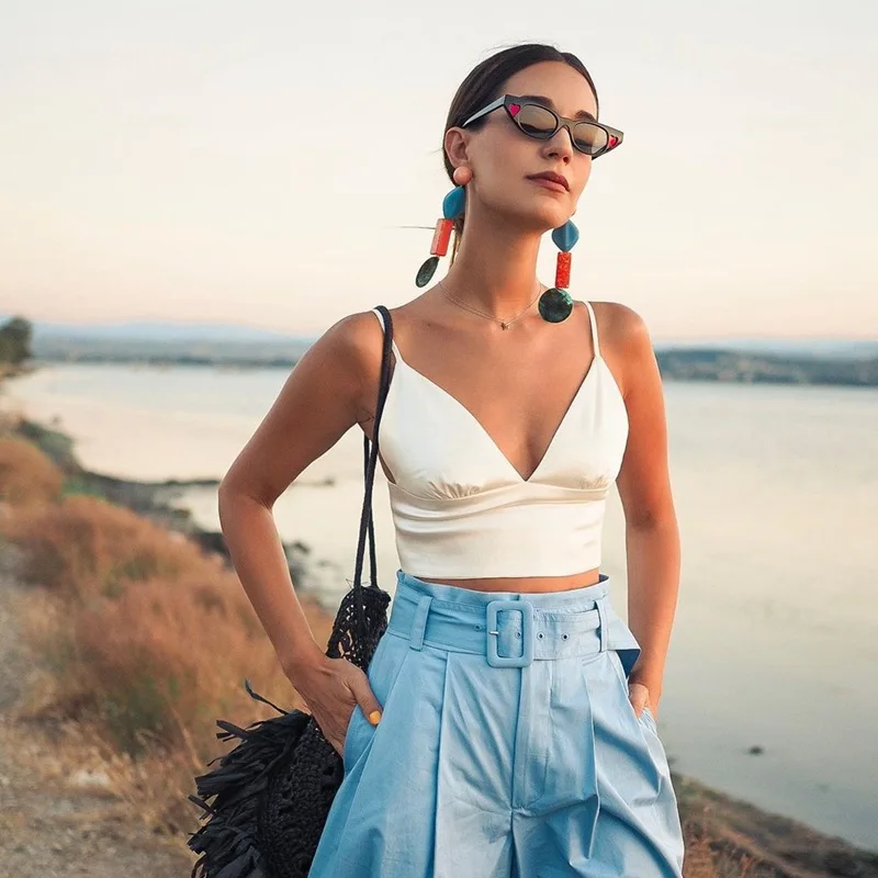 

solid color deep v neck slinky crop top women clothing