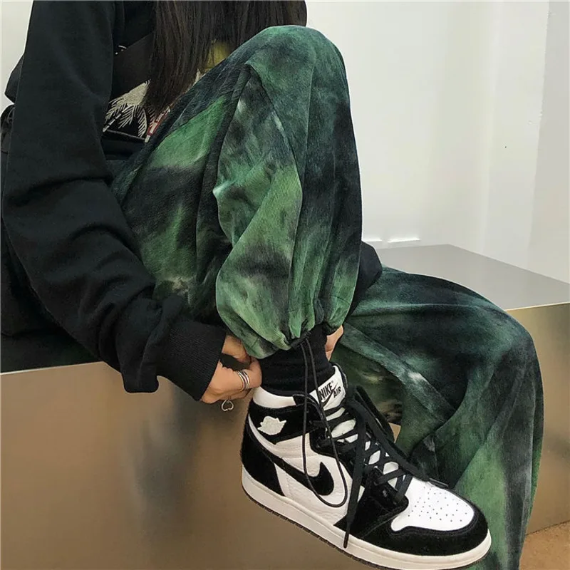 

Hip Hop Tie Dye Pants Men's Fashion Casual Retro Corduroy Men Streetwear Korean Loose Straight Wide Legs Mens M-XL