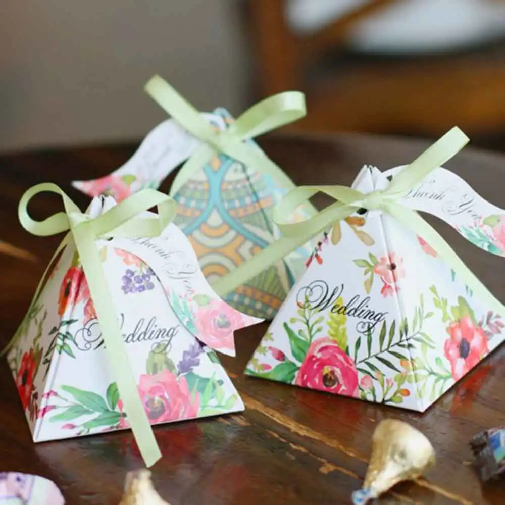 50 шт./лот Свадебная коробка для конфет с лентой треугольные Подарочные коробки