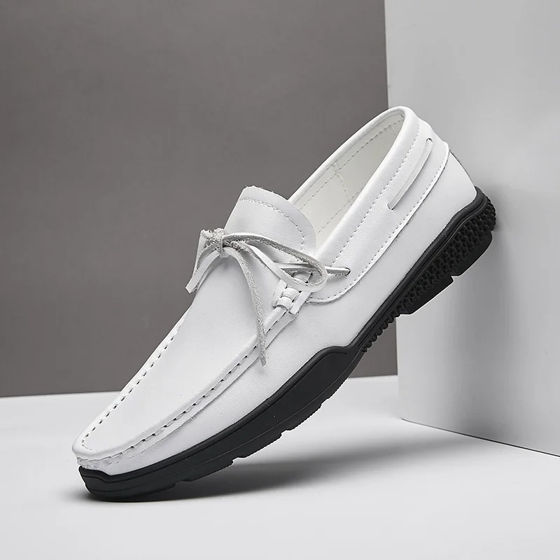 

Genuine Leather Men's Loafers Luxury Fashion Slip-On Shoes Classic Hand Stitched Flat Shoes British Trend Casual Boat Shoes