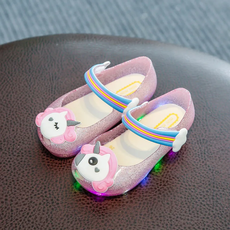 

Unicorn Baby Slippers 2020 Swimming Shoes Kids Water Shoes Kids Slipper Cute Girl LED Flashing Light Shoes Jelly Crystal Sandals