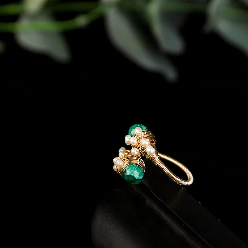 

Vintage Handmade Winding Water Ripple Green Bead Rings for Women Freshwater Pearl Adjustable Finger Ring Jewelry 2021 JZ034
