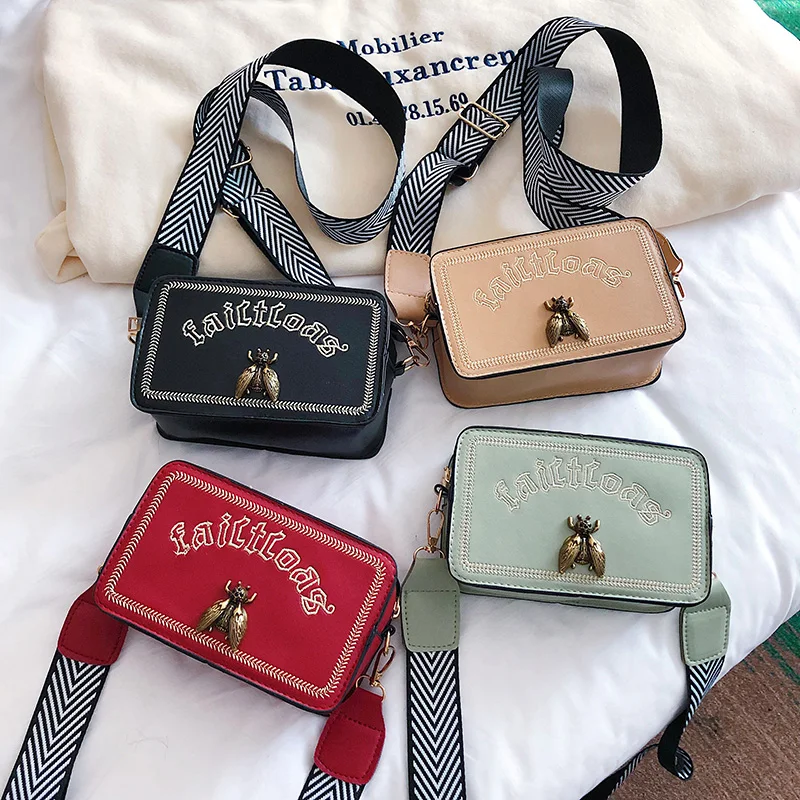 Женская сумка мессенджер из ПУ кожи с Пчелкой|Сумки ручками| |