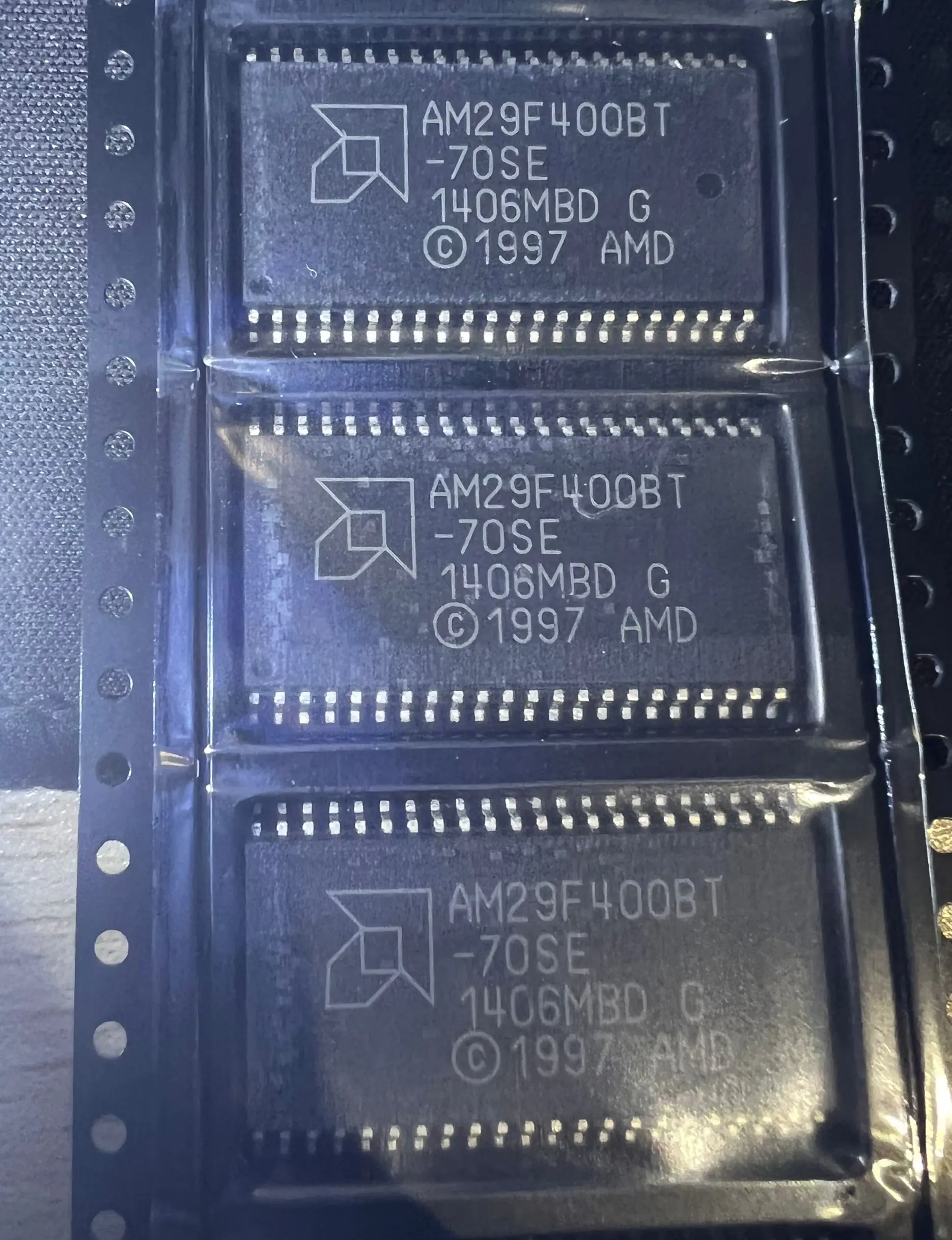 10 шт./лот AM29F400BT-70SE AM29F400BT AM29F400 29F400 SOP44 Новинка