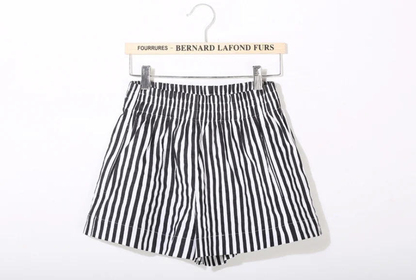 

2021 summer new hot sale wear vertical stripes high waist wide leg pants beach shorts women