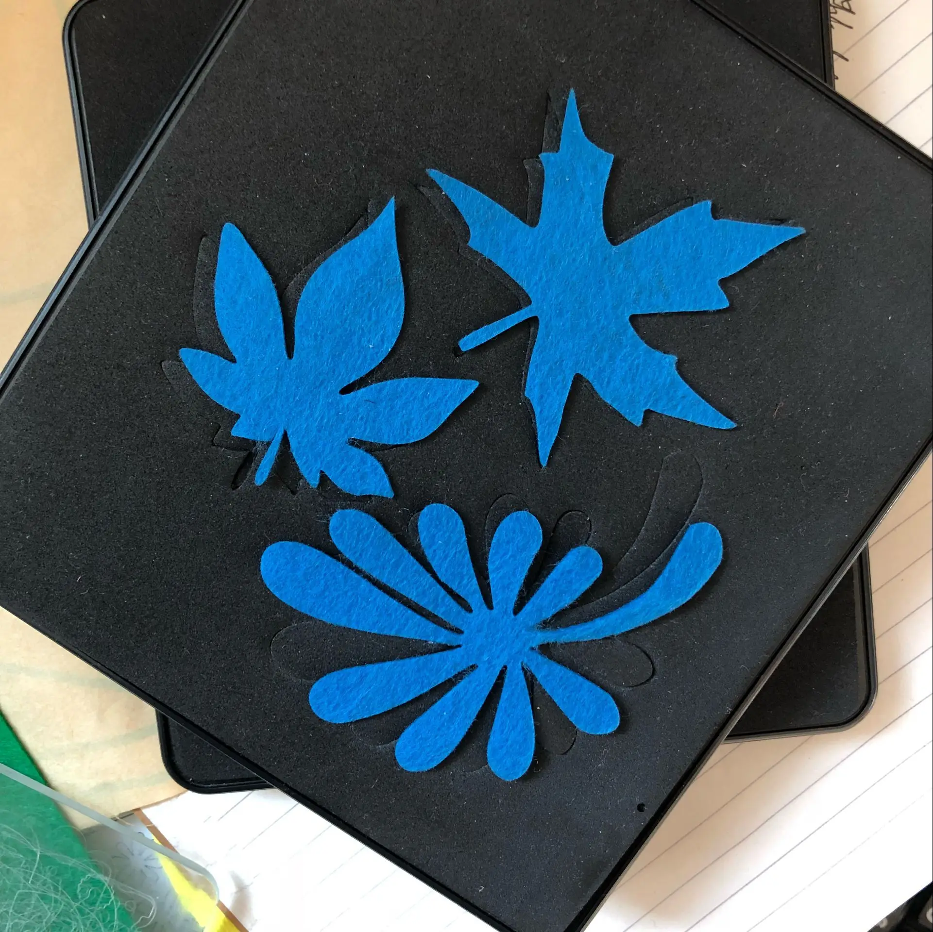 Вырезанные деревянные стальные листья|Вырубные штампы| |