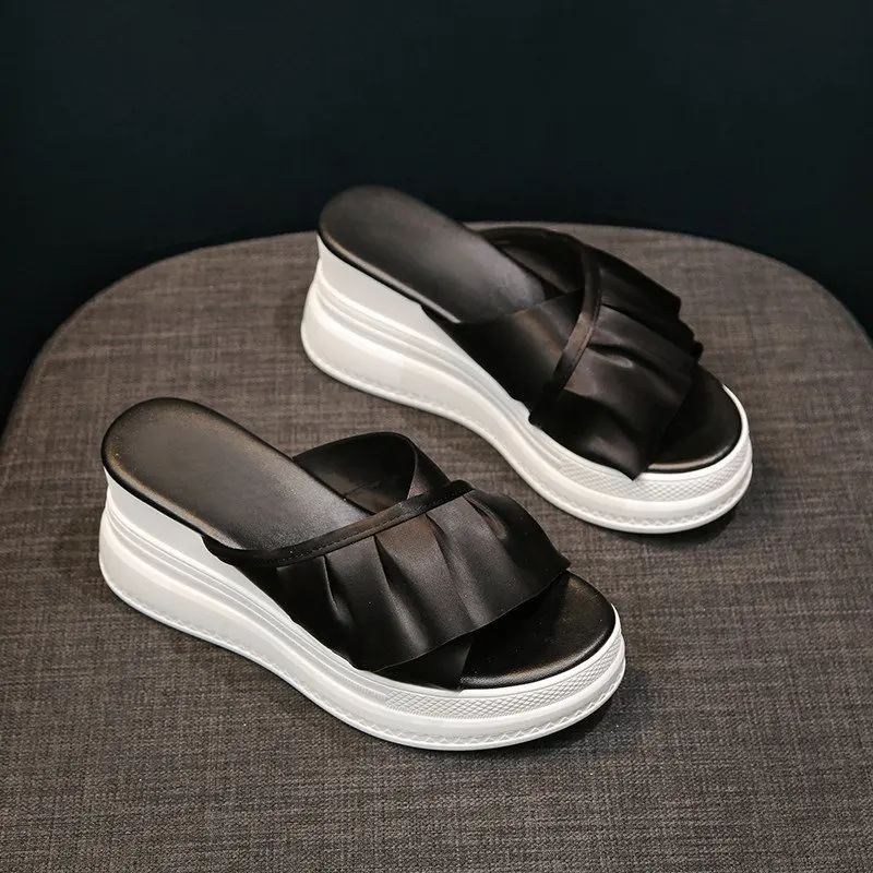 

Female Shoes House Slippers Platform On A Wedge Luxury Slides Women Heels 2021 Summer Designer High Rome Fashion PU Silk