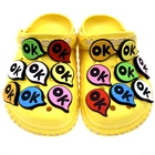 Оптовая торговля, 50 шт в наборе, новые милые носки с принтом с рисунком крокодил подвески ок украшения для браслет рюкзак для детей вечерние подарки аксессуары для обуви