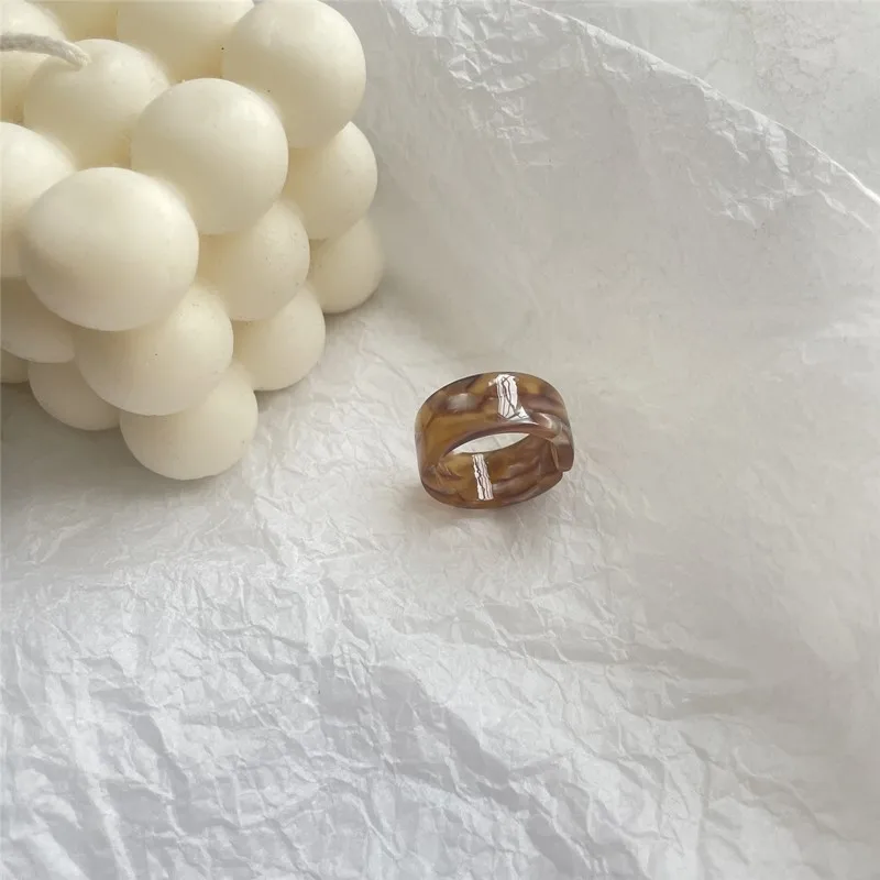 

Korea Fashion Vintage Simple Aesthetic Acetate Colorful Acrylic Thick Round Rings Set For Women Girls Jewelry Accessories Gifts