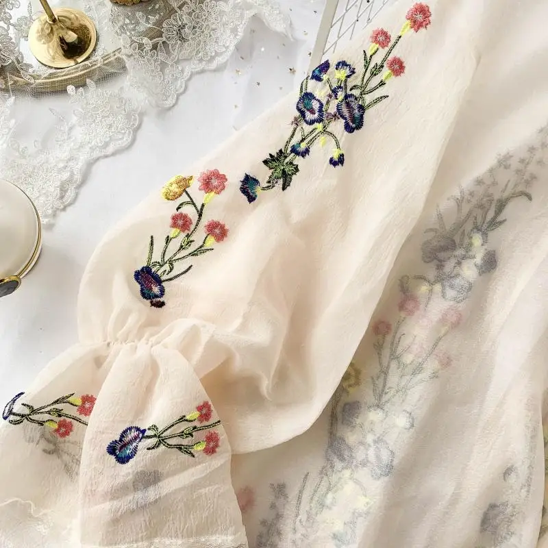 2019 осенние женские винтажные блузки Длинные рукава рубашки с вышивкой Женские