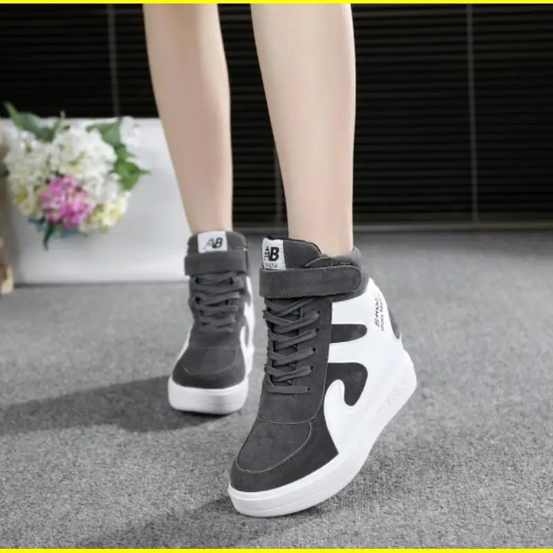 Женские массивные кроссовки Вулканизированная подошва на шнуровке обувь для