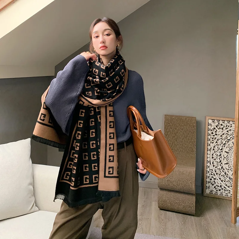 

New 2021double-sided scarf women women winter warm cashmere shawl scarf letter printing soft thin blanket holiday gift