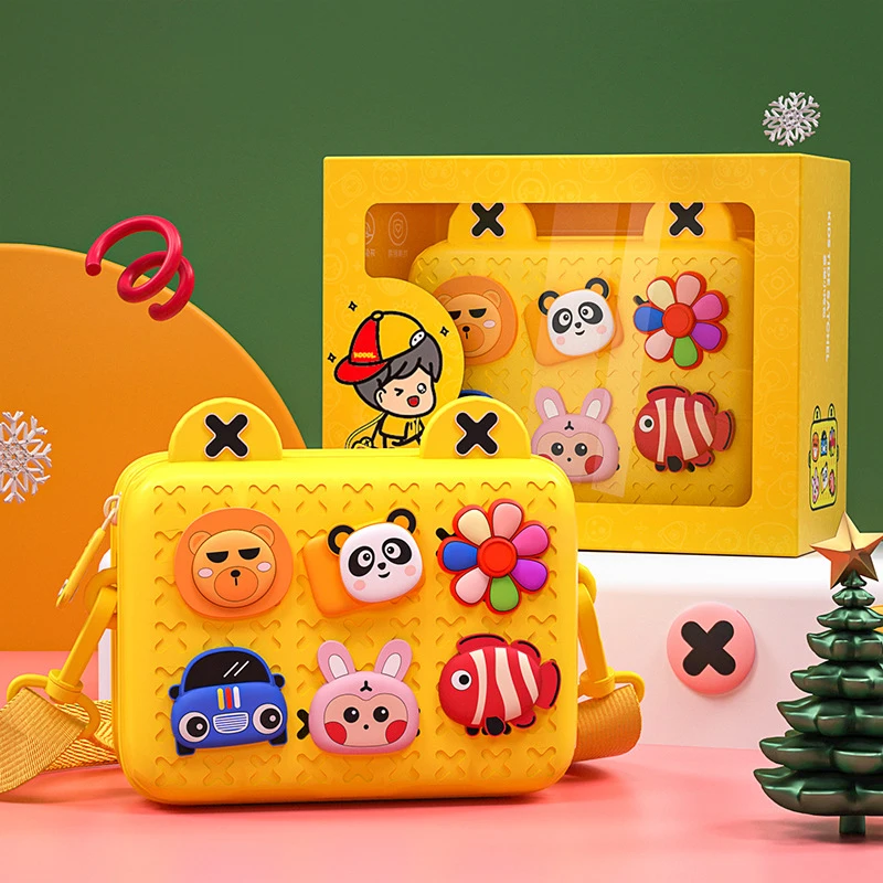

Cartoon Crossbody Bags Christmas Handbag Kids Cute Kindergarden Inclined Shoulder Bag With Cartoon Decorative Accessories
