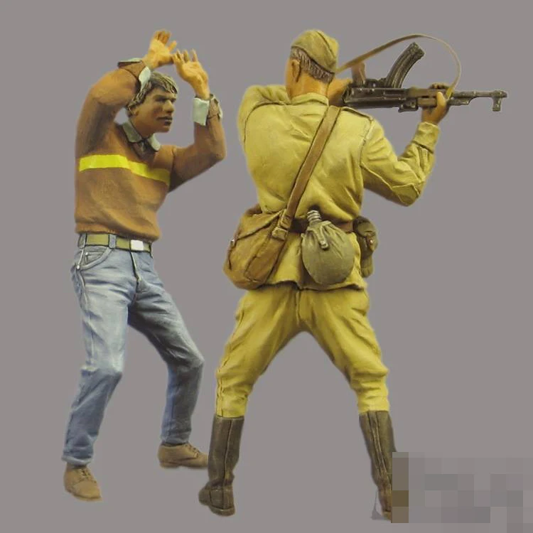1/35 масштаб unpainted смола фигурка советского солдата и rebel 2 фигурки GK фигура|Наборы