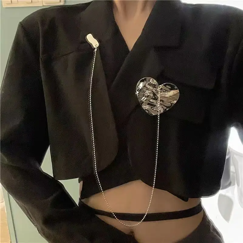 

ALLYES Chic Elegant Metal Love Heart Square Shape Long Tassel Chain Brooches Geometric Collar Pins Suit Lapel Pin Couple Jewelry