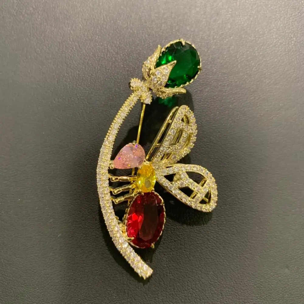 Разноцветная брошь в виде пчелы из меди с фианитами Модные женские ювелирные