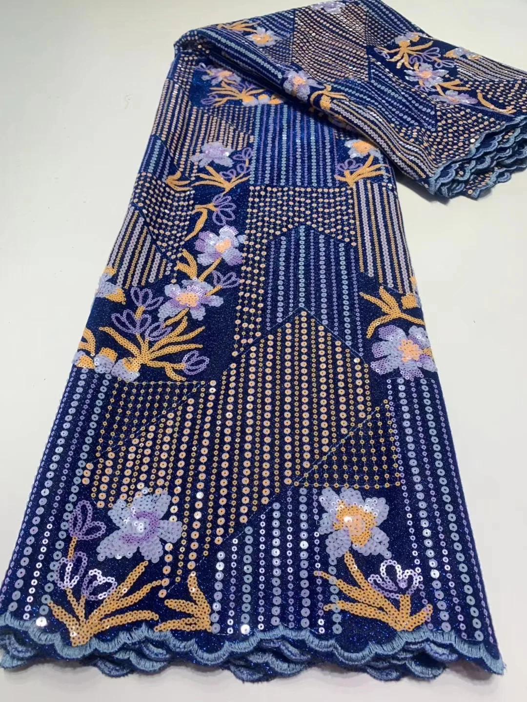 

Hot Sale French Tulle Lace Fabric 5 Yards 2021 High Quality Nigerian Wedding Luxury Sequin Embroidery African Lace Fabric Sewing