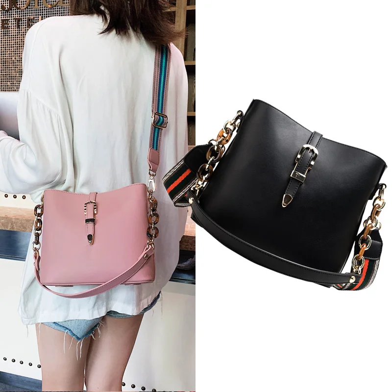 Сумка на плечо женская из экокожи модный саквояж кросс боди Роскошный