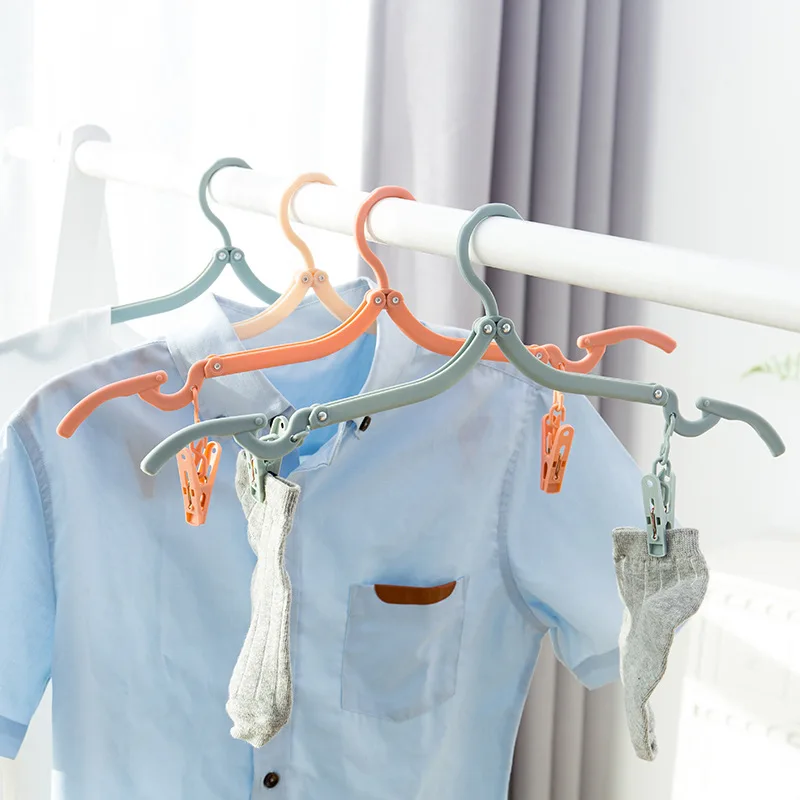 2 шт. Портативный складной зажим для одежды с клипом из пластика для пляжного полотенца для крепления к шезлонгу.