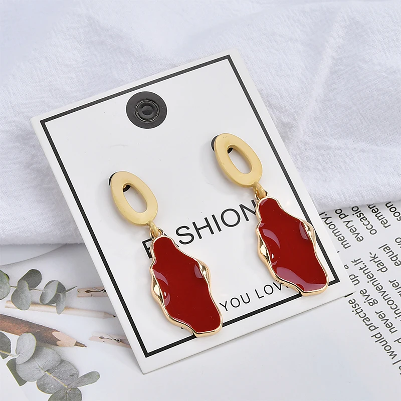 Осенне зимние нерегулярные Капельное масло Якин подвеска в форме листа из сплава