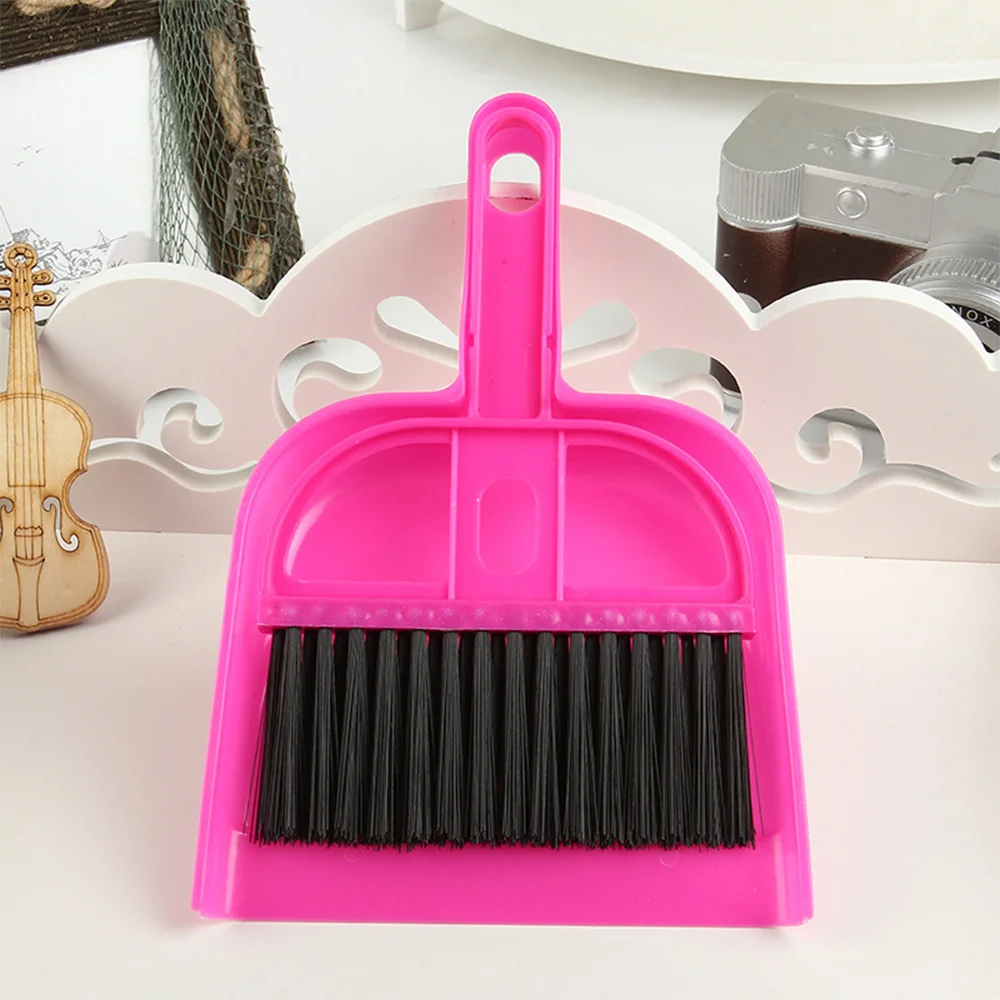 Детская щетка с пылесборником Экологически чистая пластиковая мини игрушка для