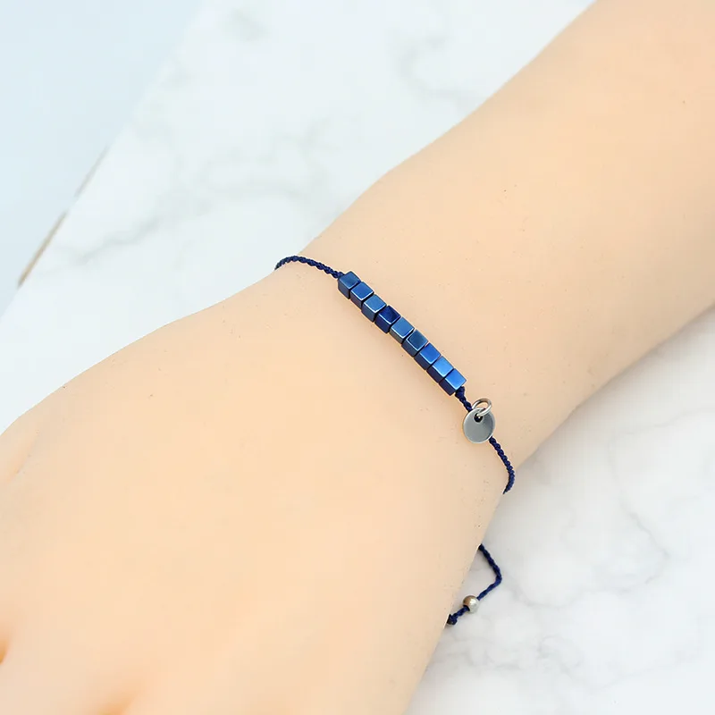 Регулируемые квадратные разноцветные гематитовые браслеты минималистичные