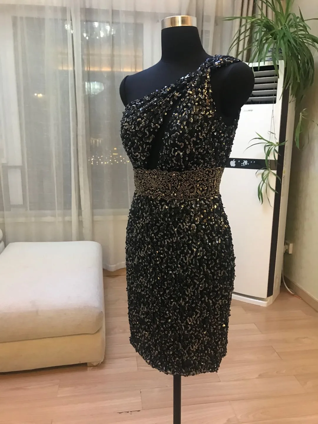 

Stock Clean Short Prom Dresses Sequins Beads One Shoulder Mini Cocktail Dresses Party Dress Robe De Soiree Celebrity Dress