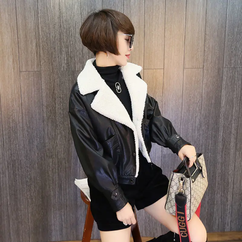 

Женская кожаная куртка, короткая зимняя куртка из 2021 шерсти ягненка с воротником, хлопковая кожаная куртка, женская одежда свободного кроя ...