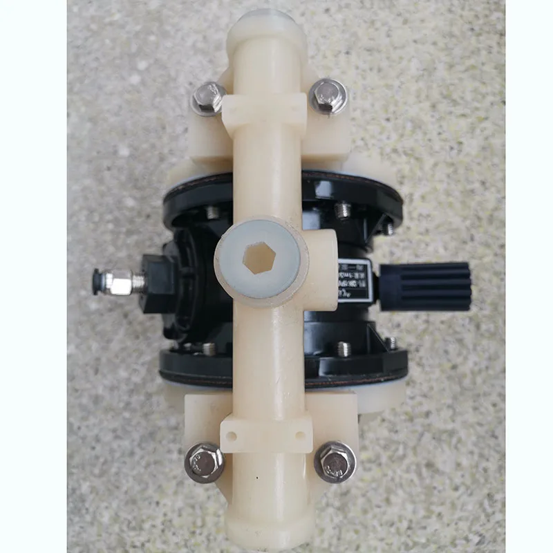 Пластиковый пневматический диафрагменный насос PP/PVDF Максимальный расход: 20 л/мин