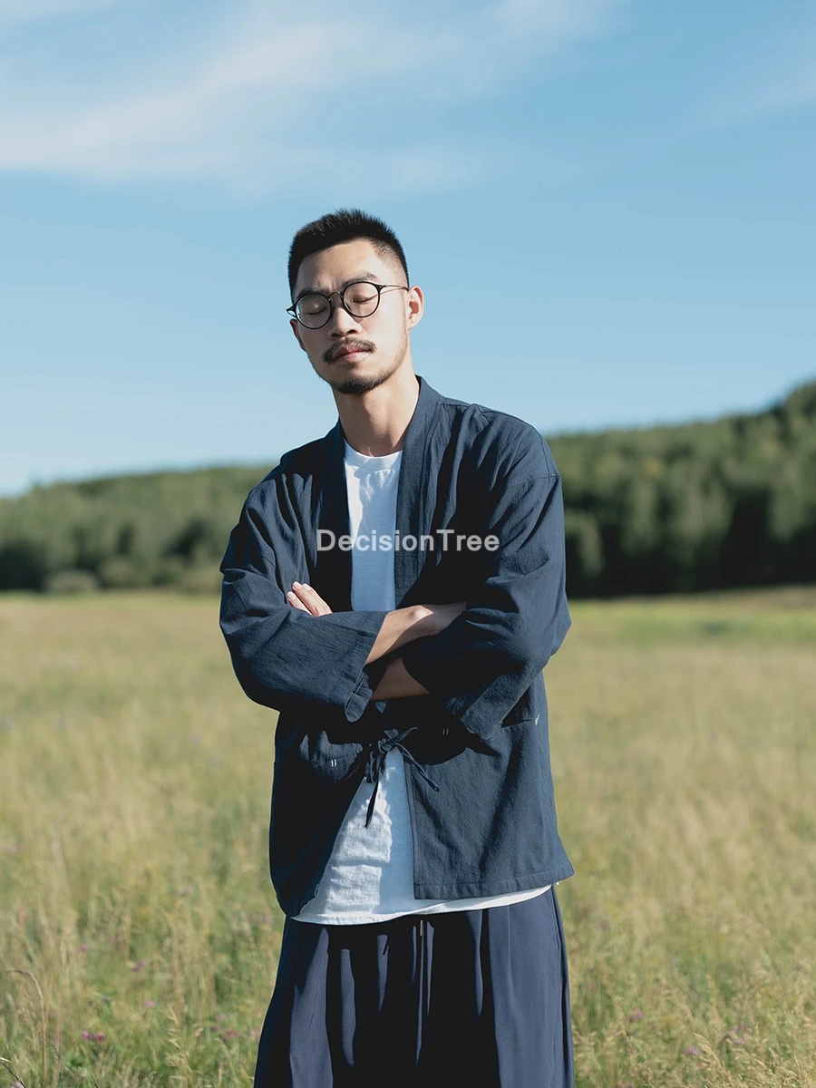 

2021 sunscreen japanese streetwear kimono cardigan coat men black white loose windbreaker hip hop male retro kimono jacket