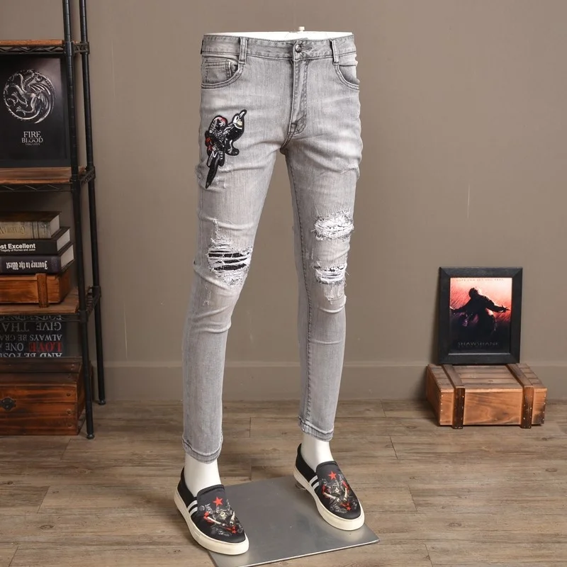 Summer Spring Mens Vintage Bird Embroidery Jeans Pencil Pants Denim Sequined Hole Ripped Stretch Slim Fit Ankle Length Pants