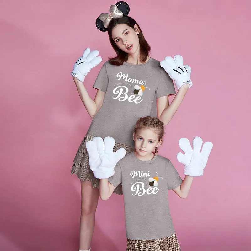 

Family Clothes Mother And Daughter Summer T Shirt Mommy and Me Matching Outfits Mom Baby Girl Set Women Kids Tees Family Look
